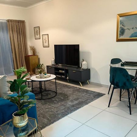 Classy And Cosy Apt - Dainfern Sandton Phòng bức ảnh