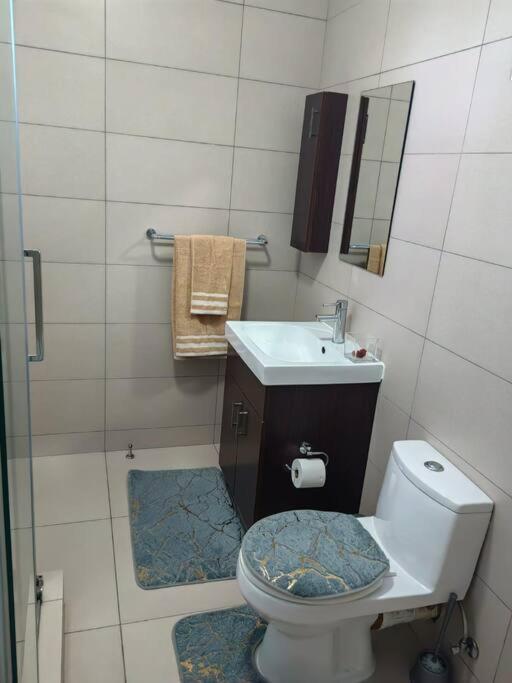 Classy And Cosy Apt - Dainfern Sandton Ngoại thất bức ảnh