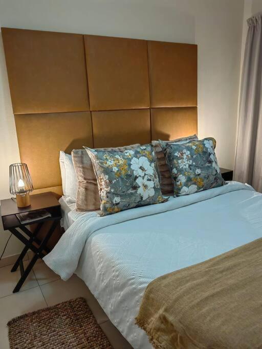 Classy And Cosy Apt - Dainfern Sandton Ngoại thất bức ảnh