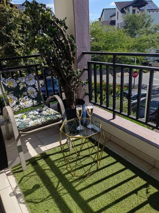 Classy And Cosy Apt - Dainfern Sandton Ngoại thất bức ảnh