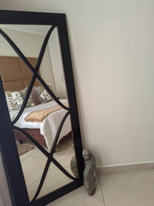 Classy And Cosy Apt - Dainfern Sandton Ngoại thất bức ảnh