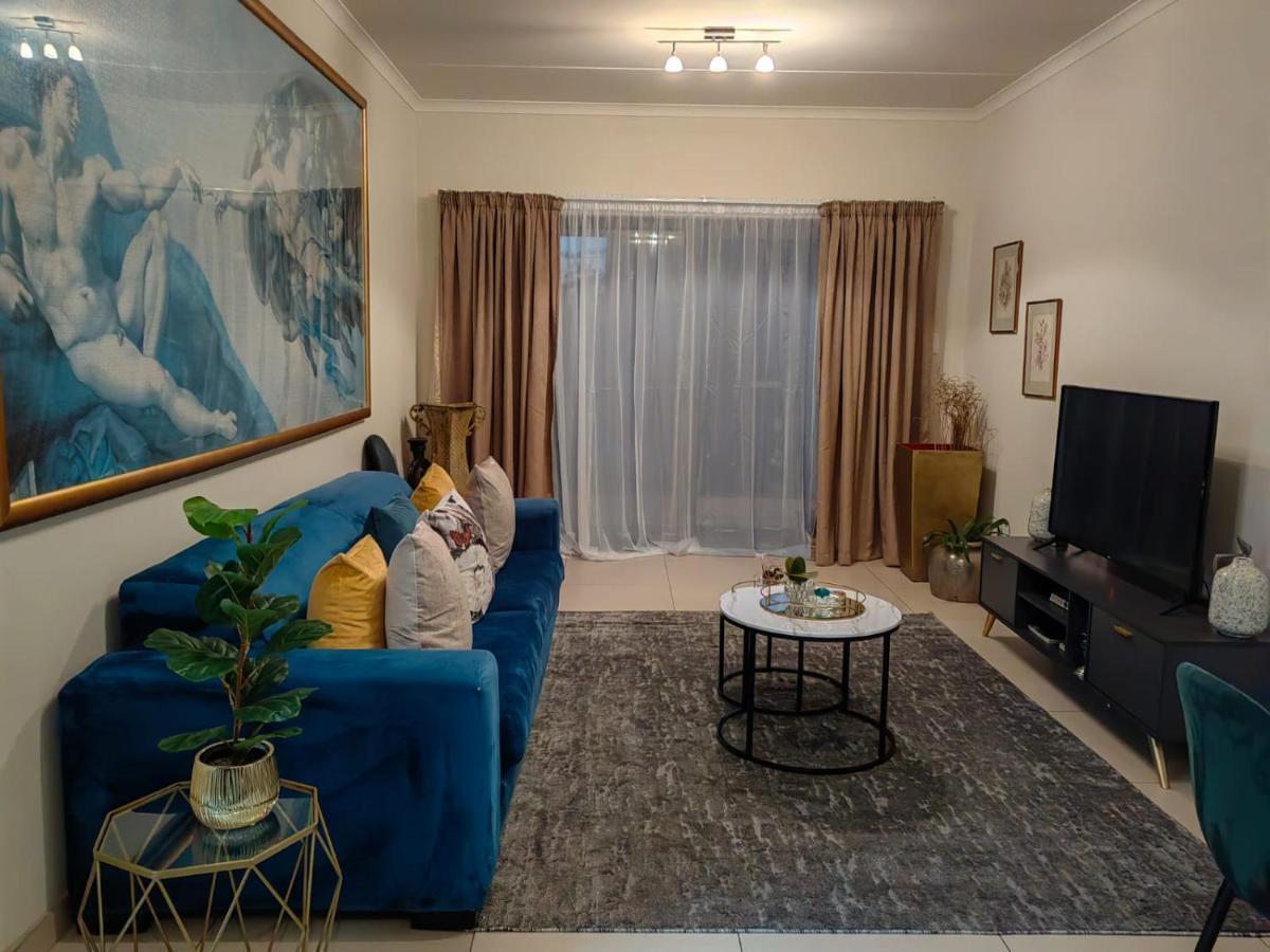 Classy And Cosy Apt - Dainfern Sandton Ngoại thất bức ảnh