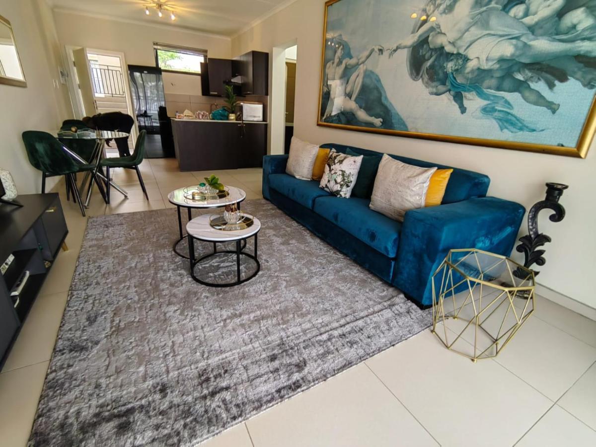 Classy And Cosy Apt - Dainfern Sandton Phòng bức ảnh